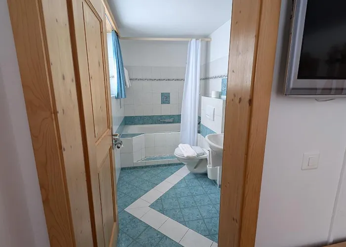 Han/Misafirhane Post, Obermutten Mutten